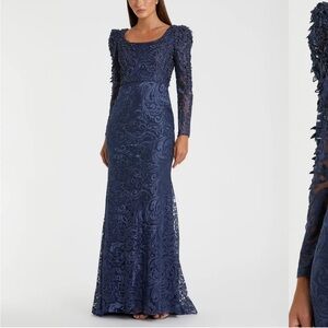 NWT - Mac Duggal Blue Embroidered Lace Applique Shoulder Detail Trumpet Gown